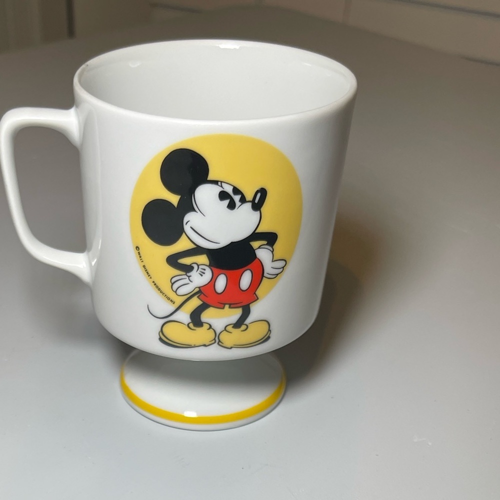 Mickey Mouse Vintage pedestal mug‎